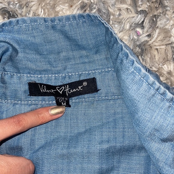 Velvet Heart Sleeveless Denim Cardigan - Picture 3 of 5